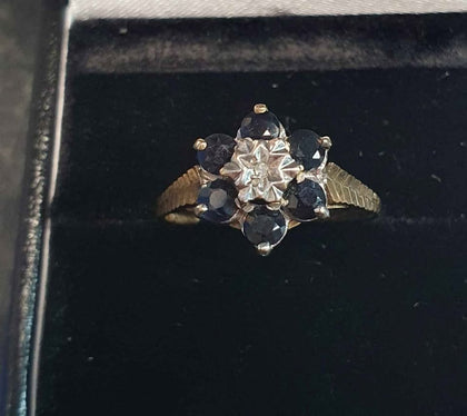 9ct Yellow Gold Ring With Clear And Blue/Black Stones - 1.9G - Size O. Hallmarked