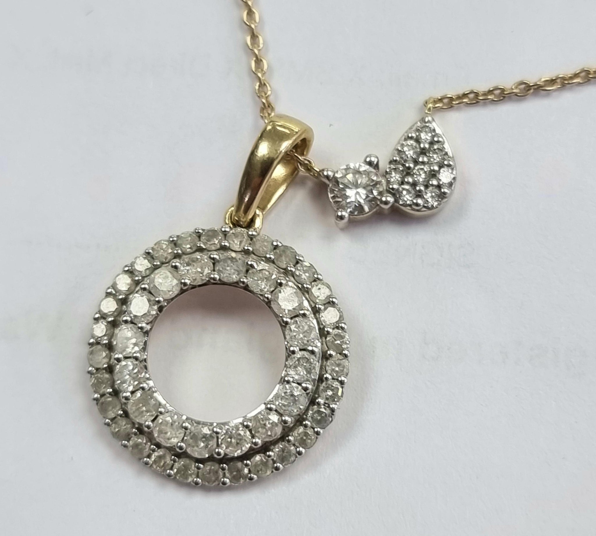 9ct Gold Necklace With Pendants 16-18"