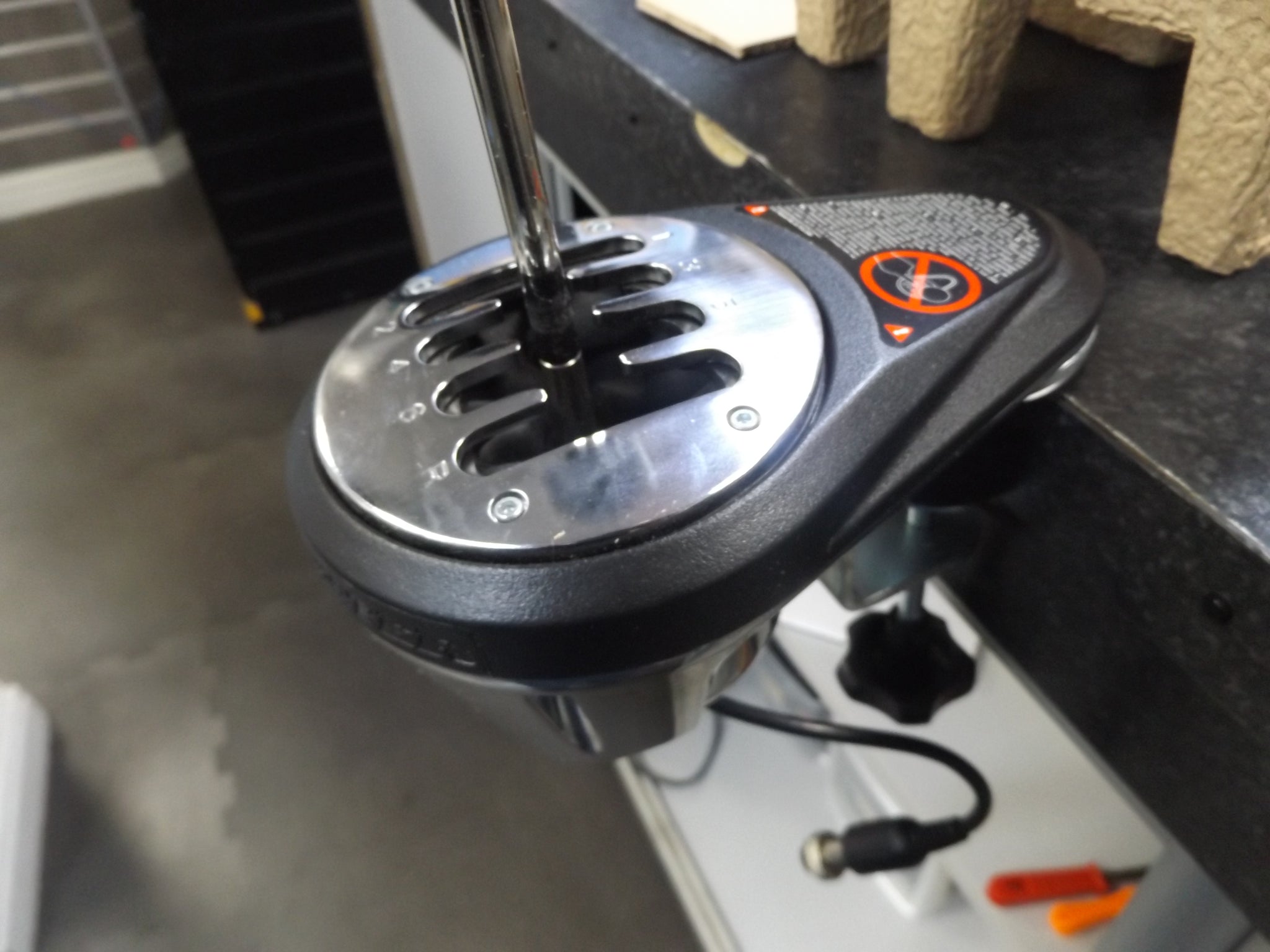 Thrustmaster - TH8A Shifter Add-On
