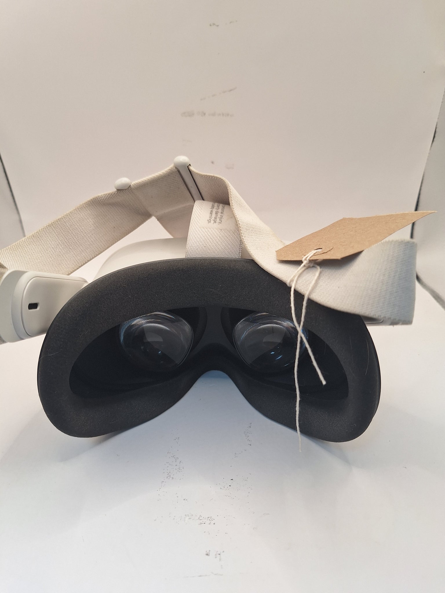 Meta/Oculus Quest 2 VR Headset (With Controllers) - 128GB, unboxed