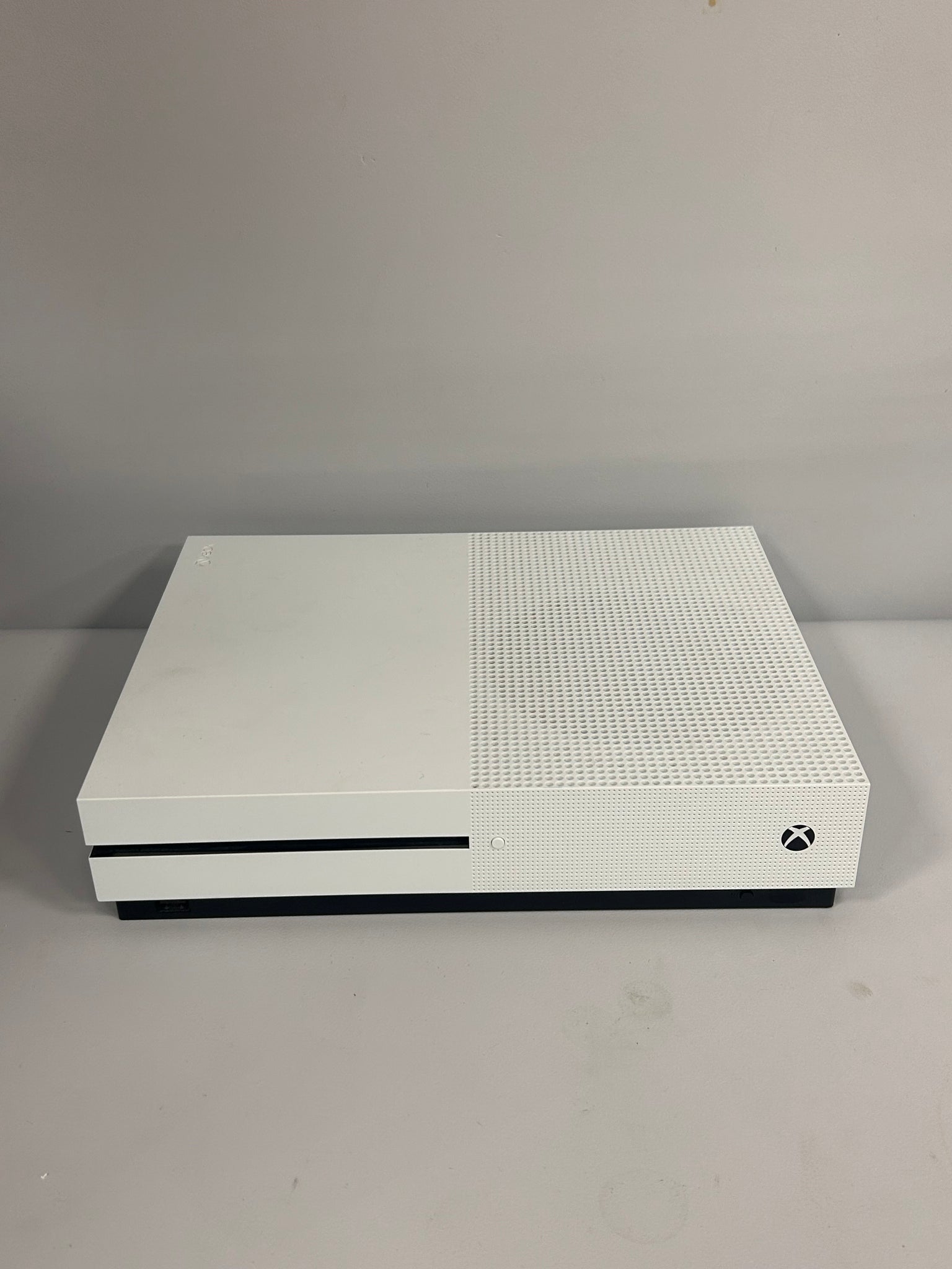 Xbox One S 1TB Console Package