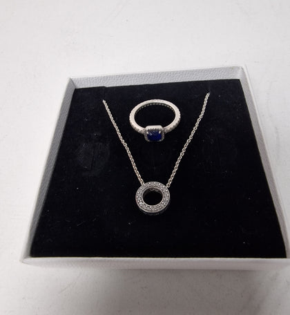 Pandora  Circle Pendant Necklace , 18