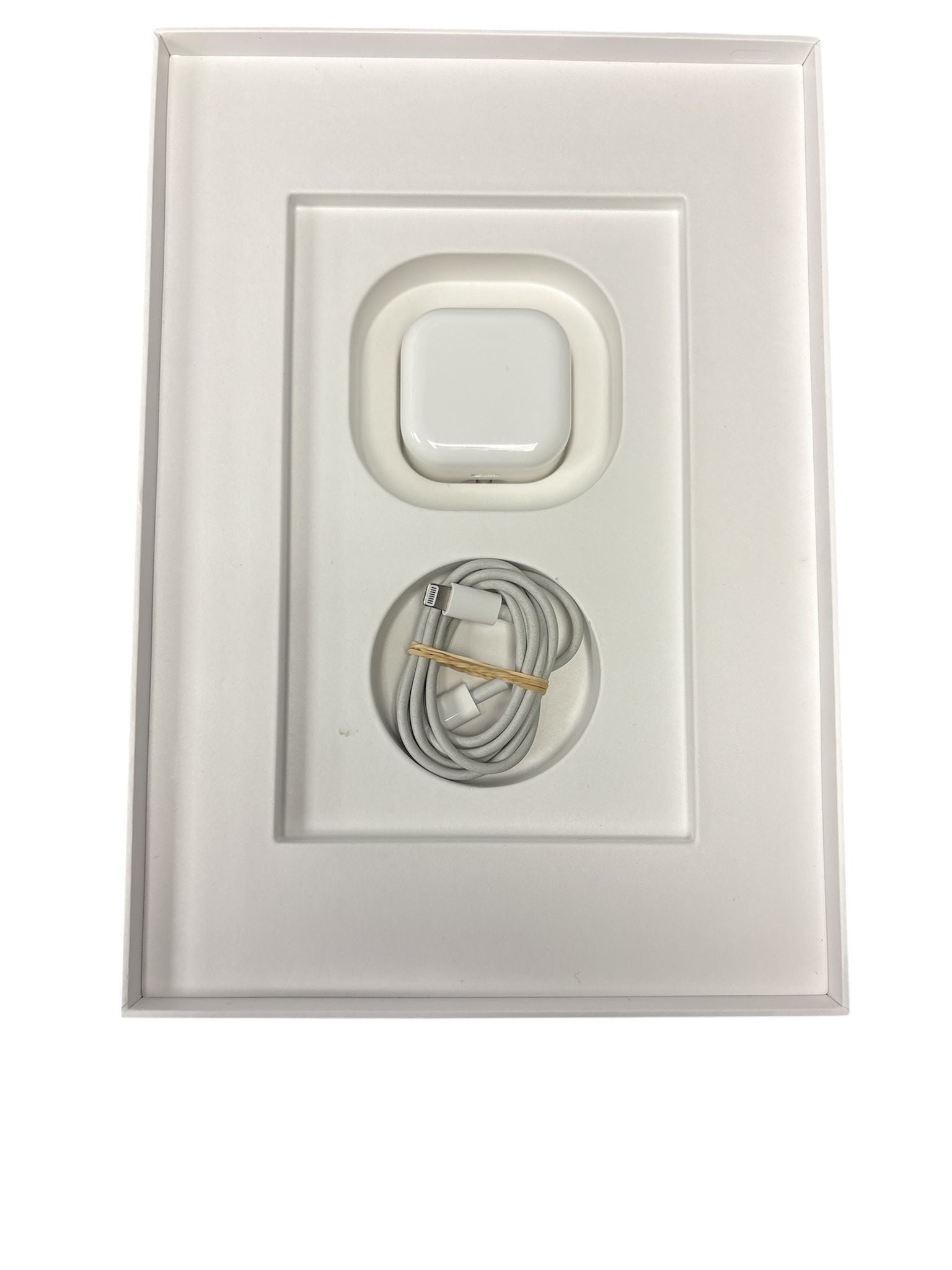 Apple iPad 8th Gen 2020 grey
