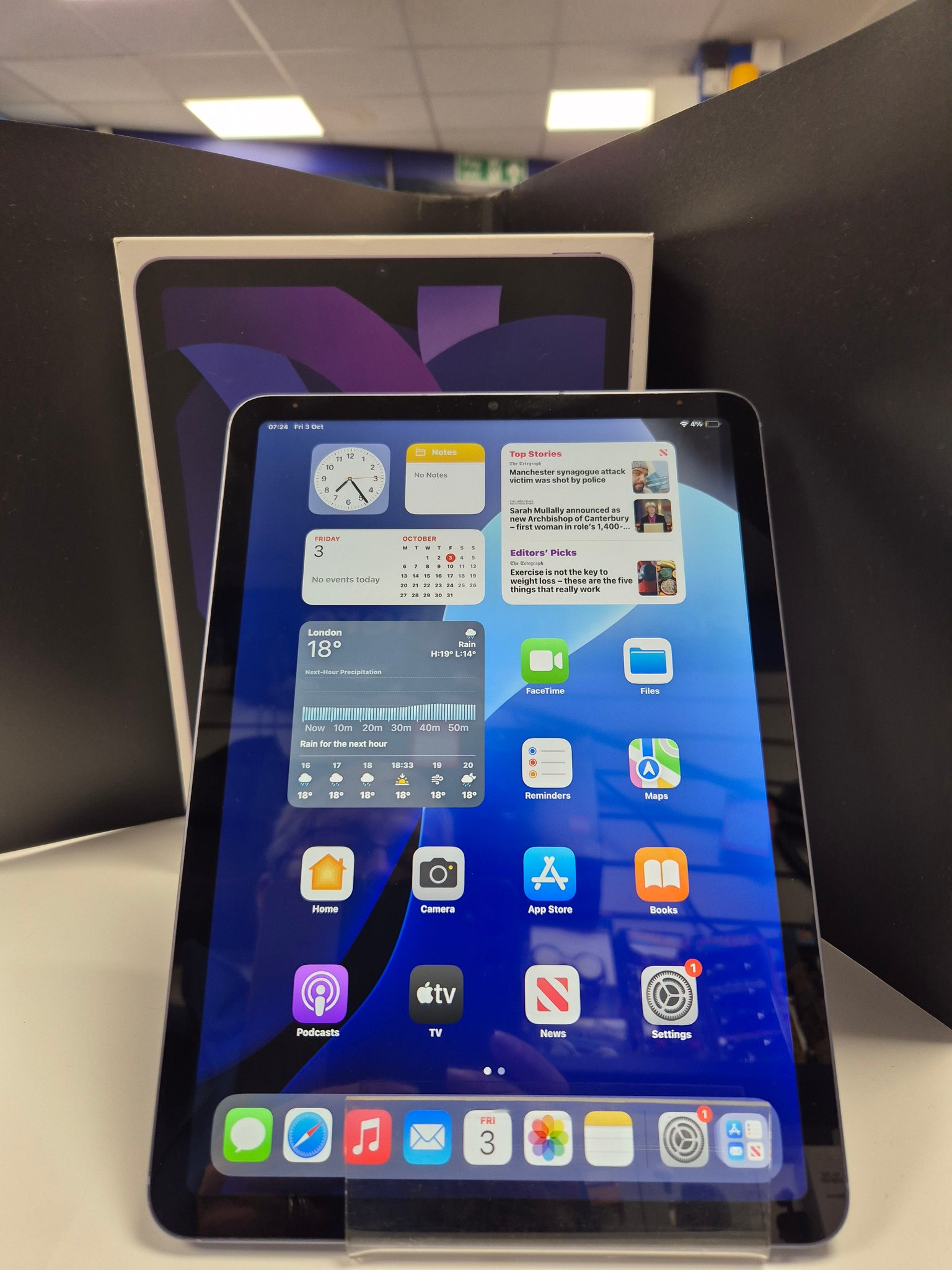 Apple iPad Air 10.9-inch 5th Gen A2589 Purple 256g - Cellular