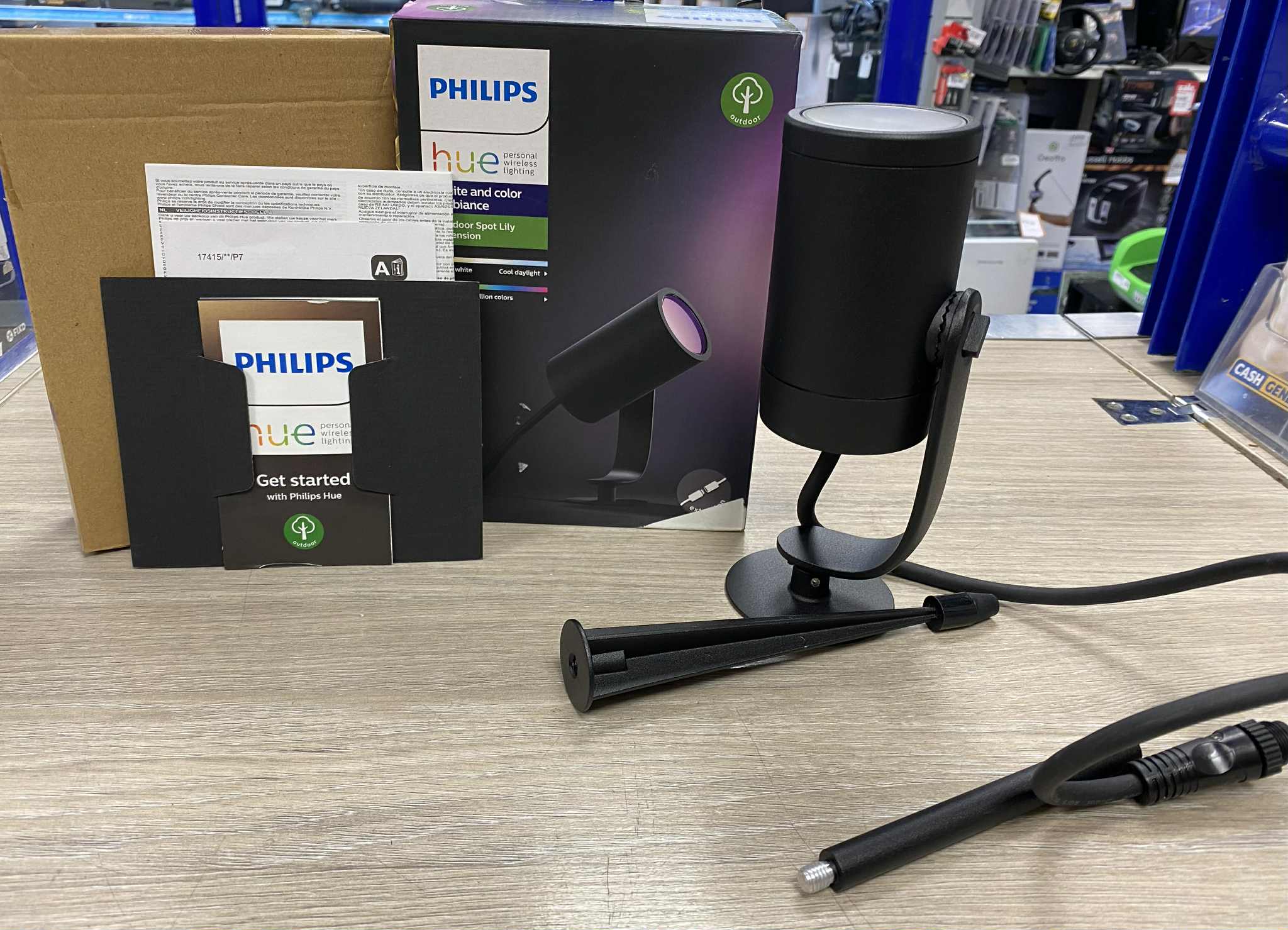 Philips hue personal wireless lighting
