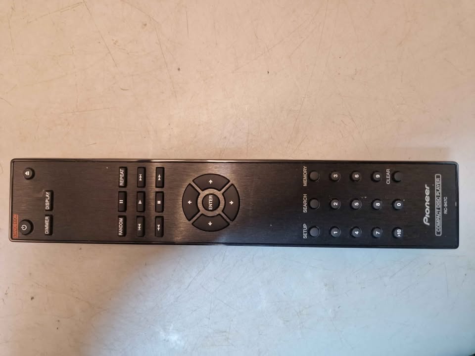 Pioneer PD-10 AE CD Player with Remote