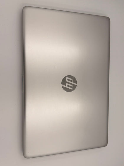*HP 15-DA0511 Laptop /i3-7020U/4GB Ram/1TB HDD/Windows 10