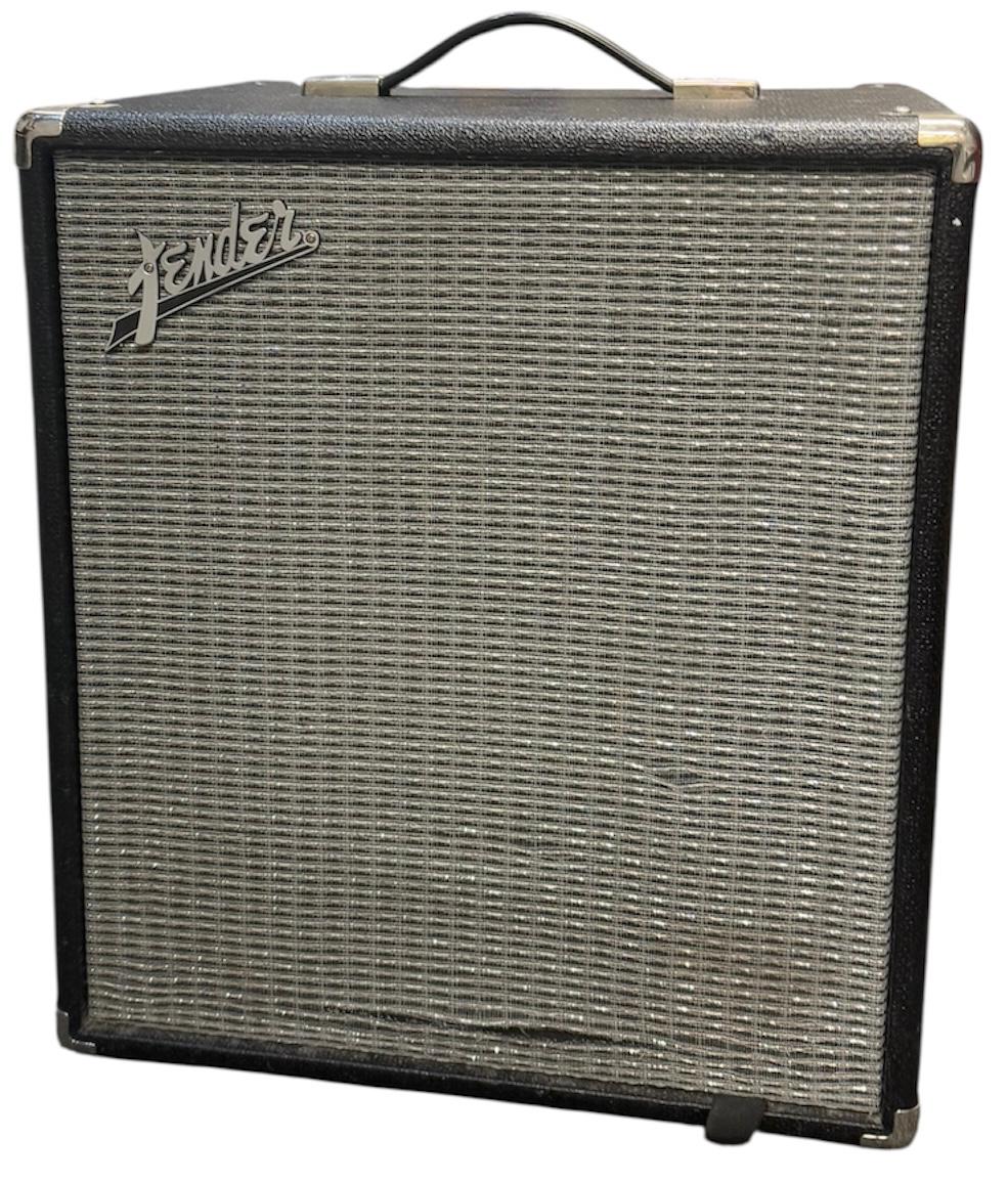 Fender - Rumble 100 V3 Bass Combo