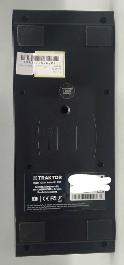 Traktor Kontrol X1 MK2 DJ Controller, B