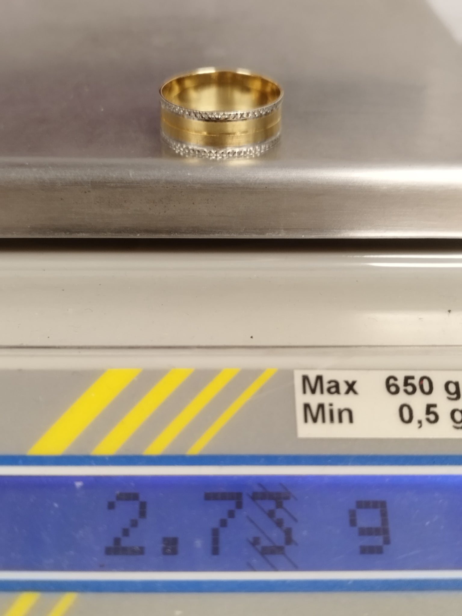 14ct Yellow & White Gold Matching Wedding Band Rings Sizes - R & L