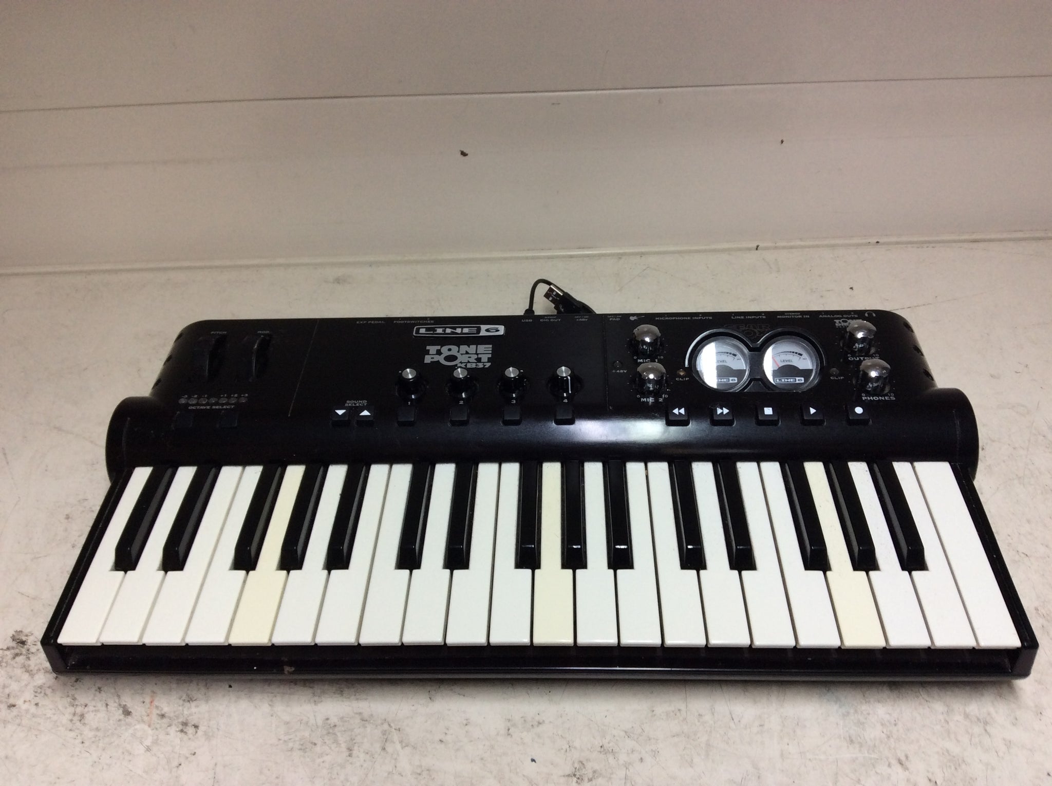 Line 6 Tone Port Keyboard