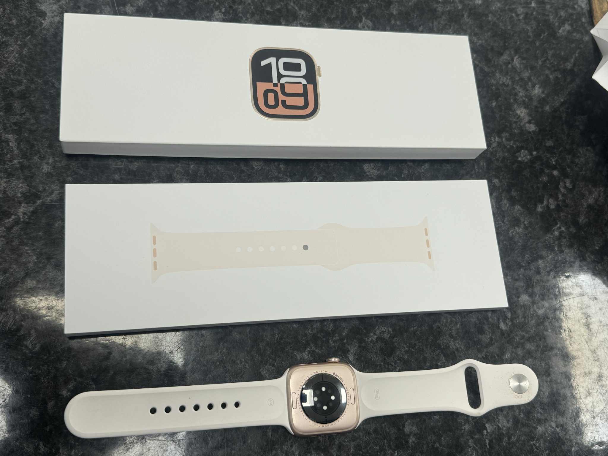 Apple Watch Series 10 42mm Rose Gold, Boxed Grade B