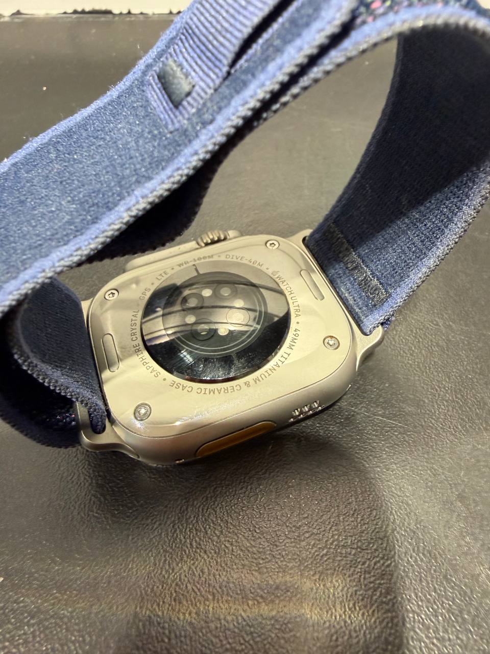 Watch Ultra 2 (Cel)  Natural Titanium, 49mm