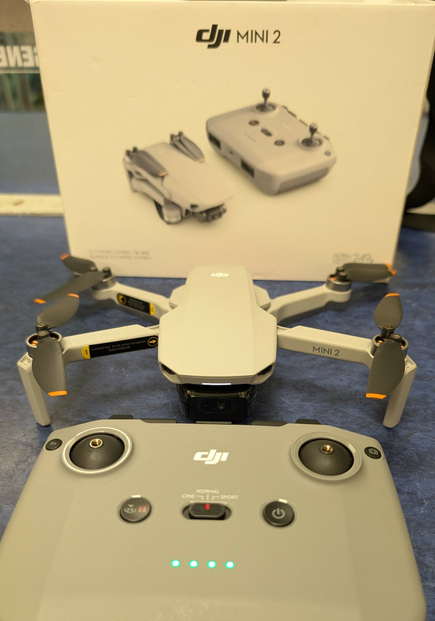 DJI MNI 2 FLY MORE COMBO BOXED