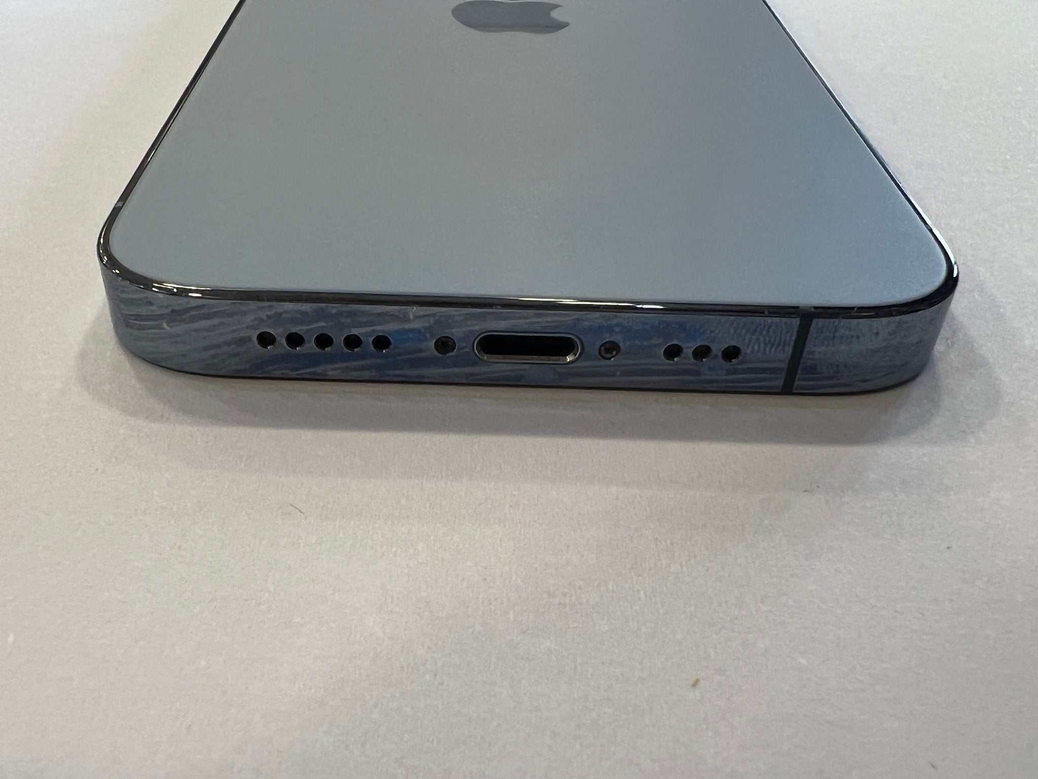 Apple iPhone 13 Pro - 256GB - Unlocked - 76%BH