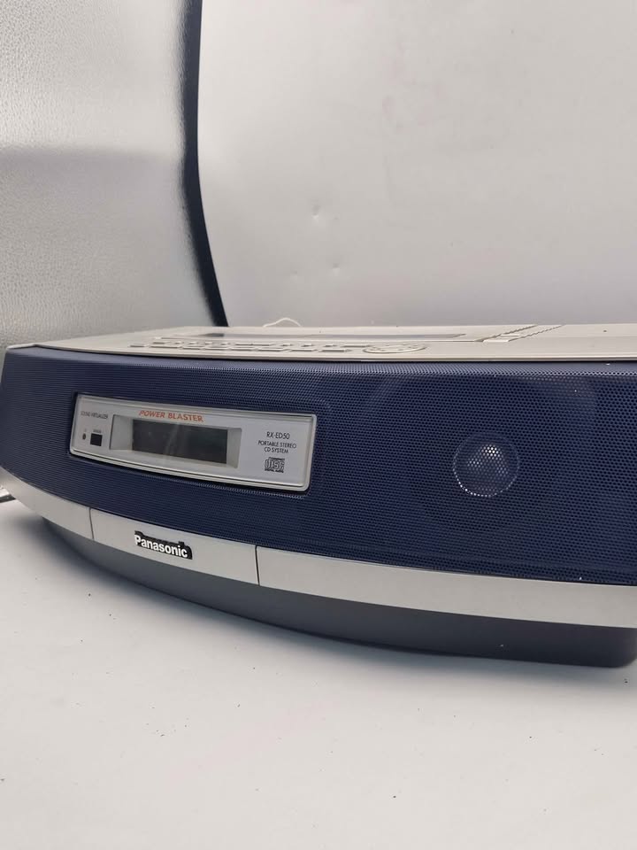 Panasonic RX-ED50 Retro 2000's Portable Stereo Boombox CD Cassette AM/FM Radio