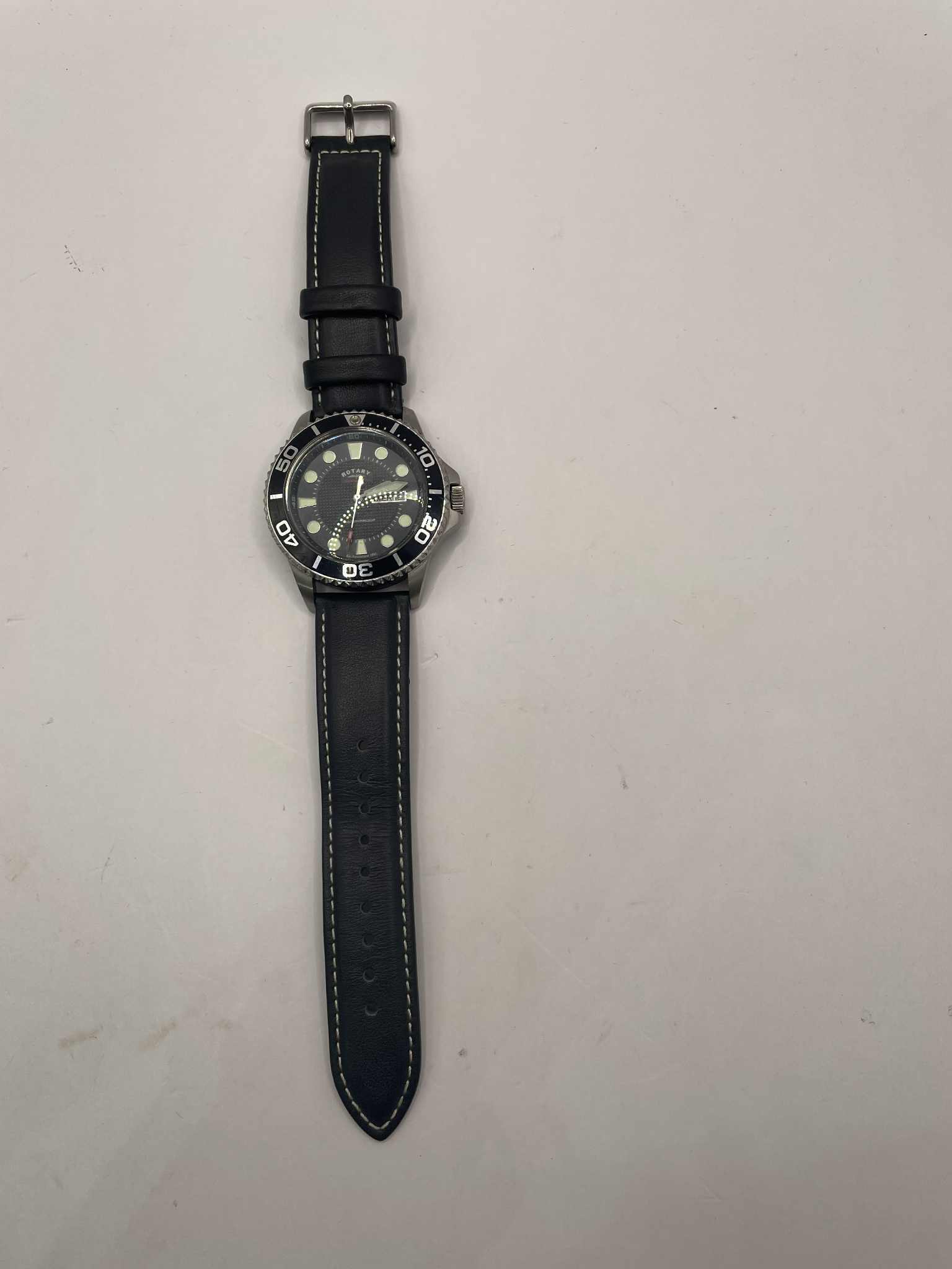 ROTARY MENS WATCH