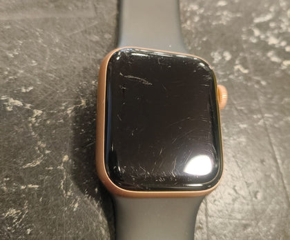 Apple Watch SE Rose Gold 40mm GPS