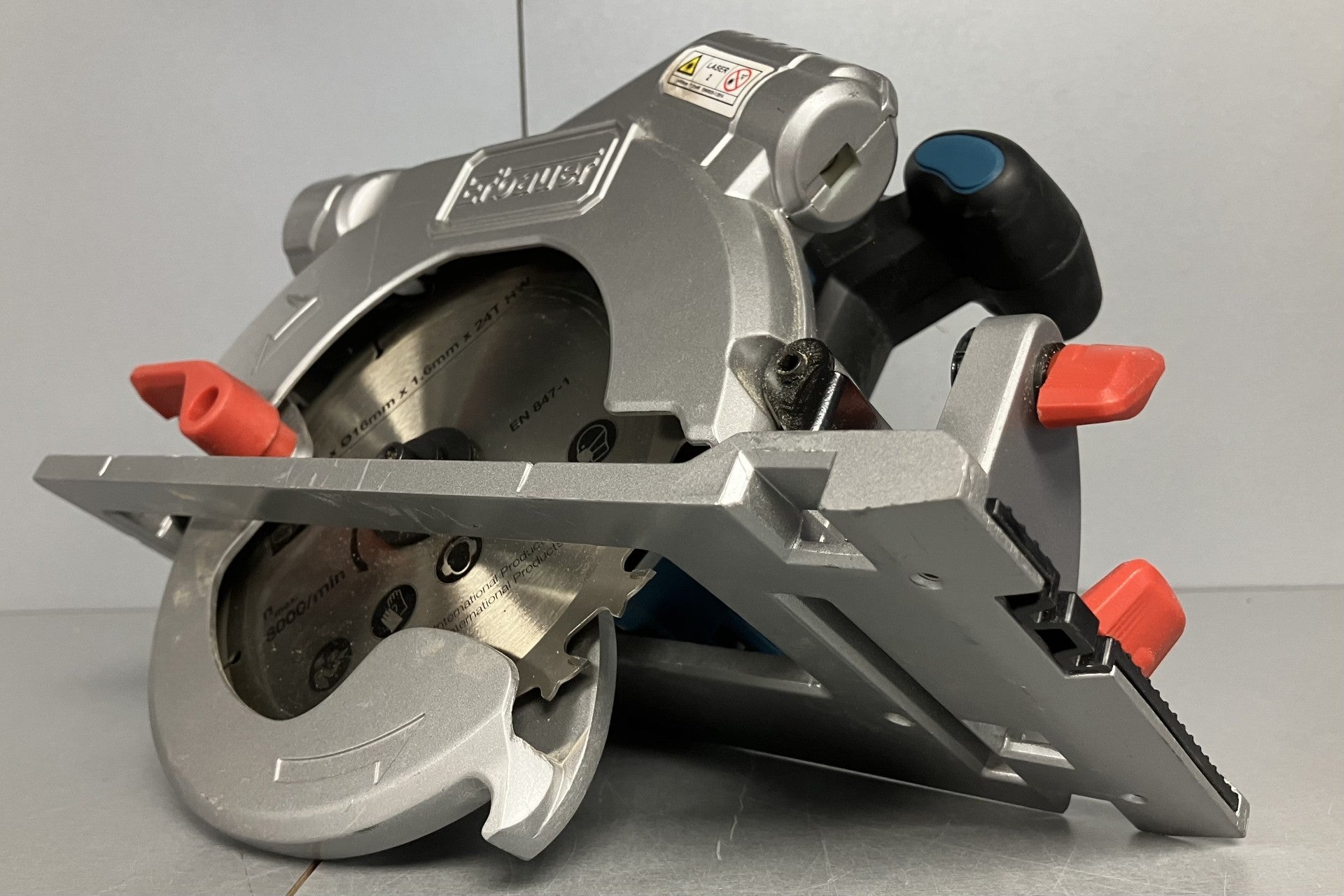 Erbauer Ext 18V 165mm Cordless Circular Saw ECS18 Li ** No Battery, Charging Station **