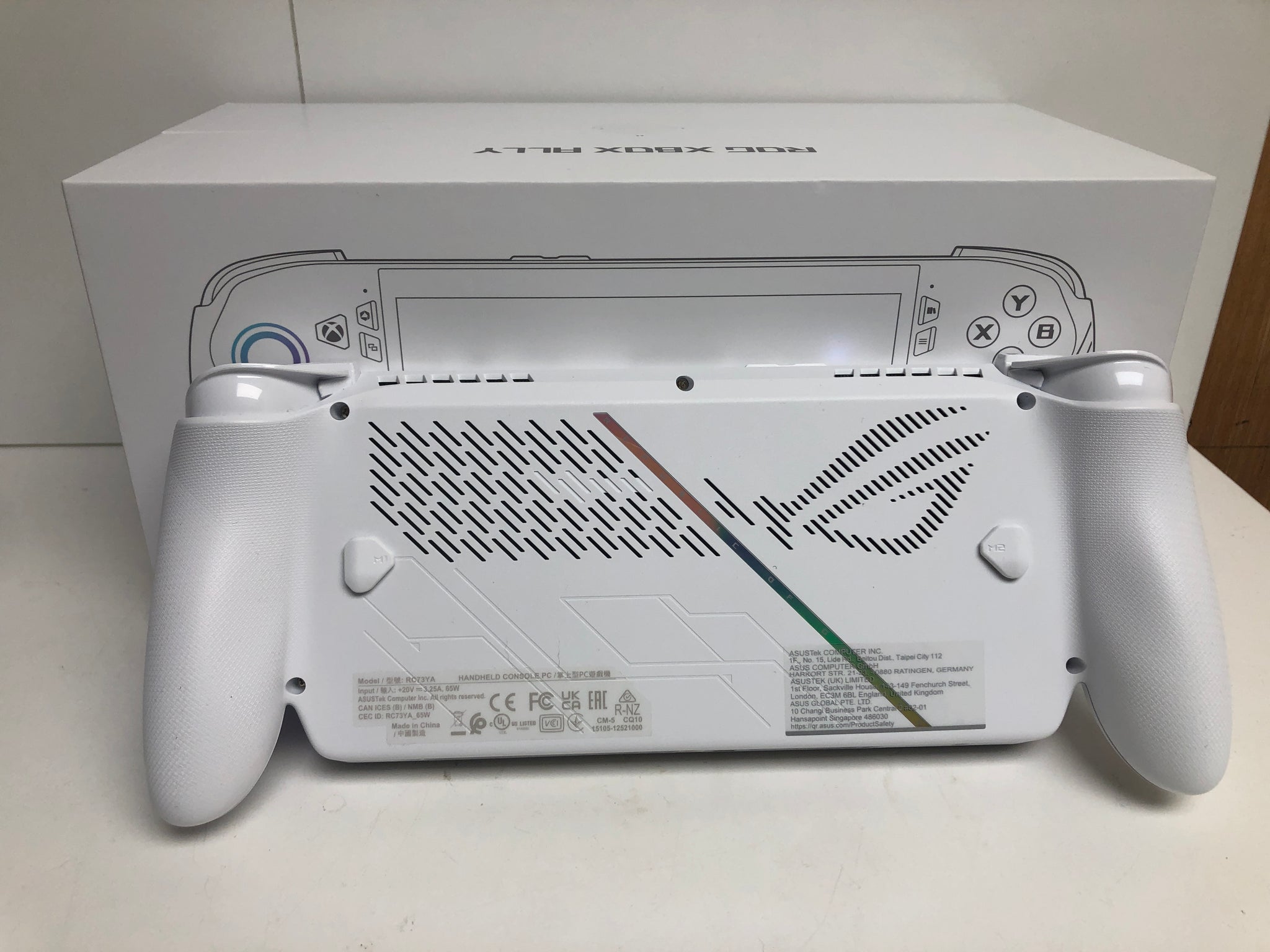 ASUS ROG Xbox Ally Handheld Console 2025 512GB