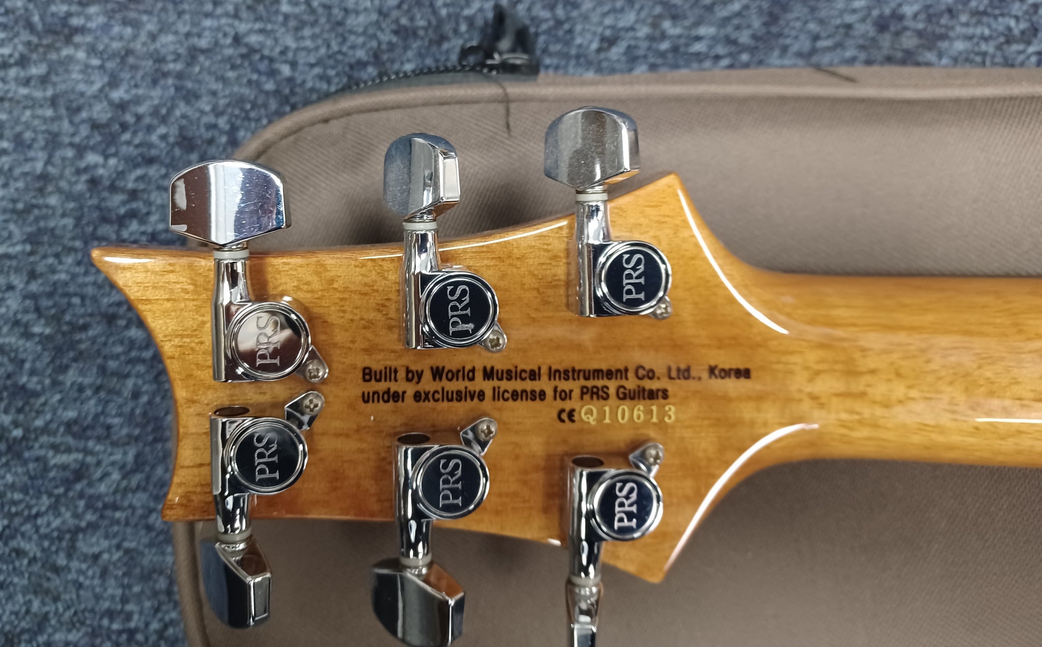 PRS SANTANA SE