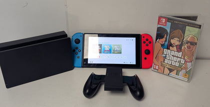 Nintendo Switch Console & 1 game