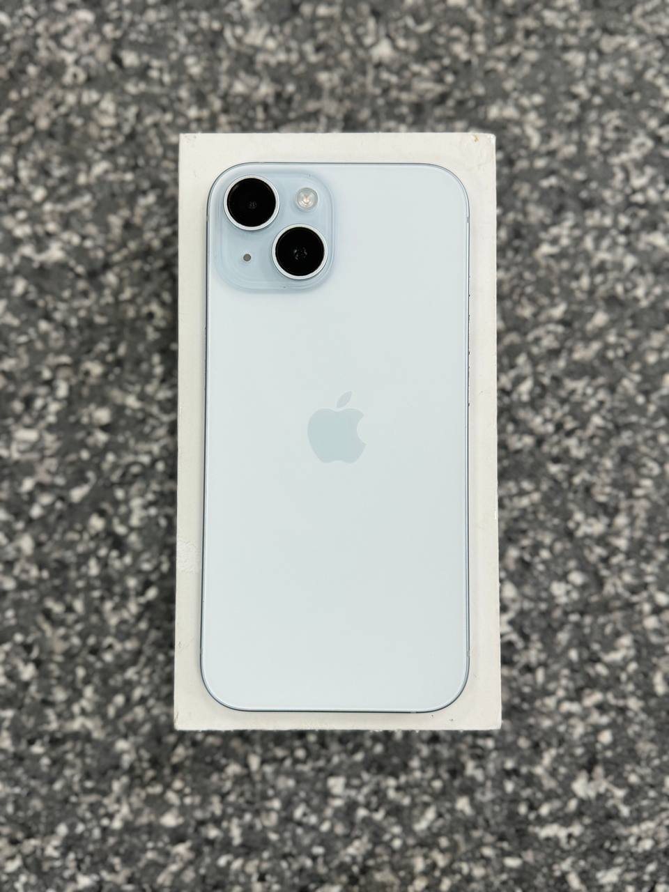 Apple iPhone 15 - 128 GB - Blue ** Collection Only - Wythenshawe **