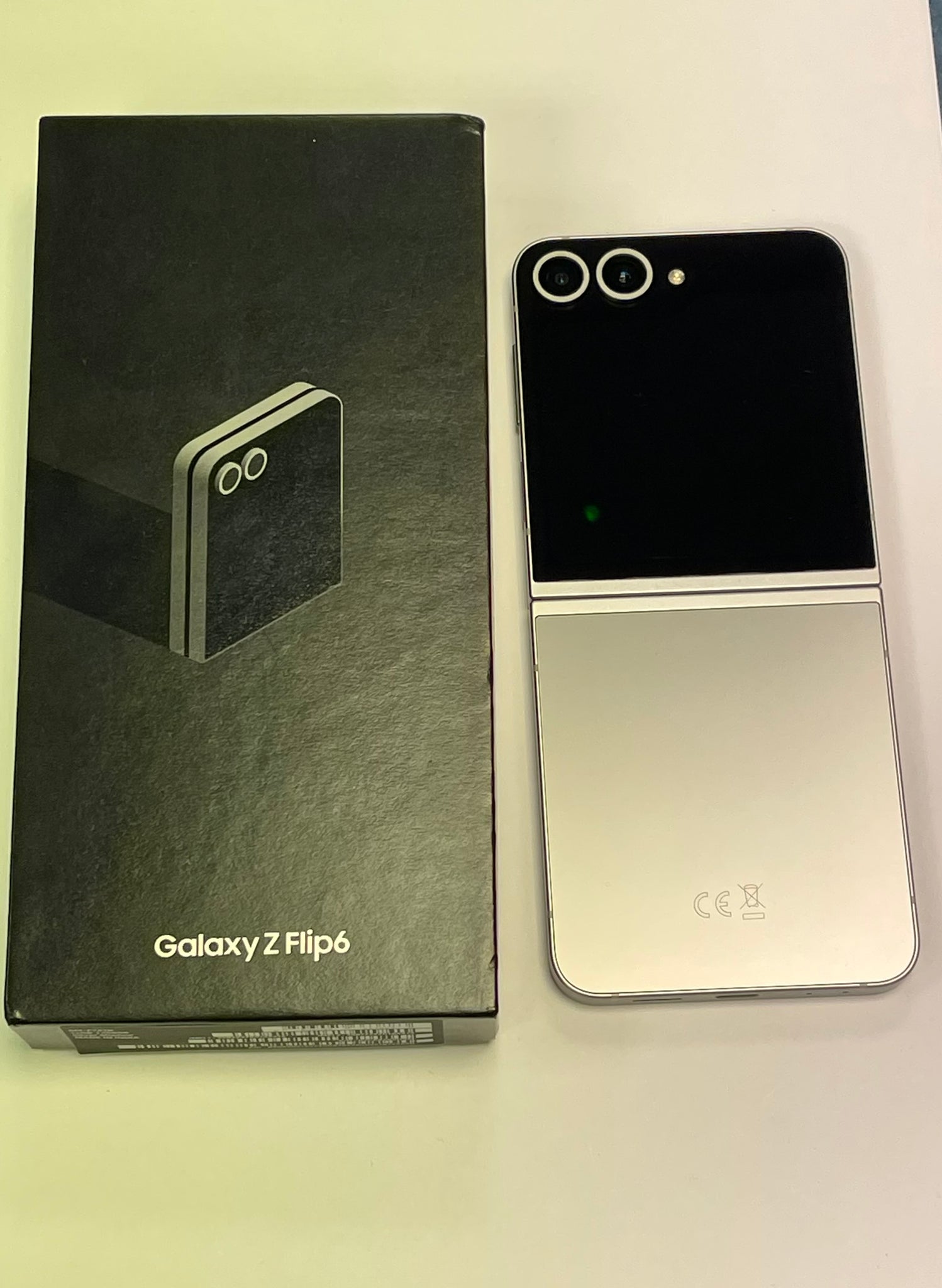samsung flip6 flip 6 boxed 256gb silver shadow
