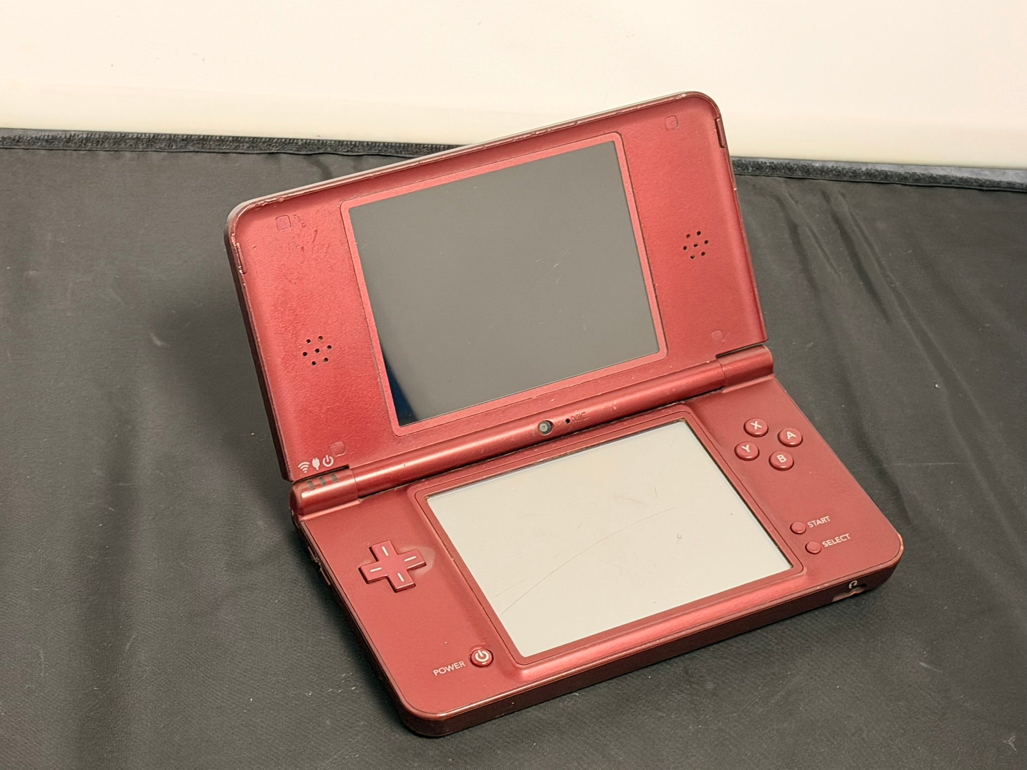 nintendo DSI XL Console