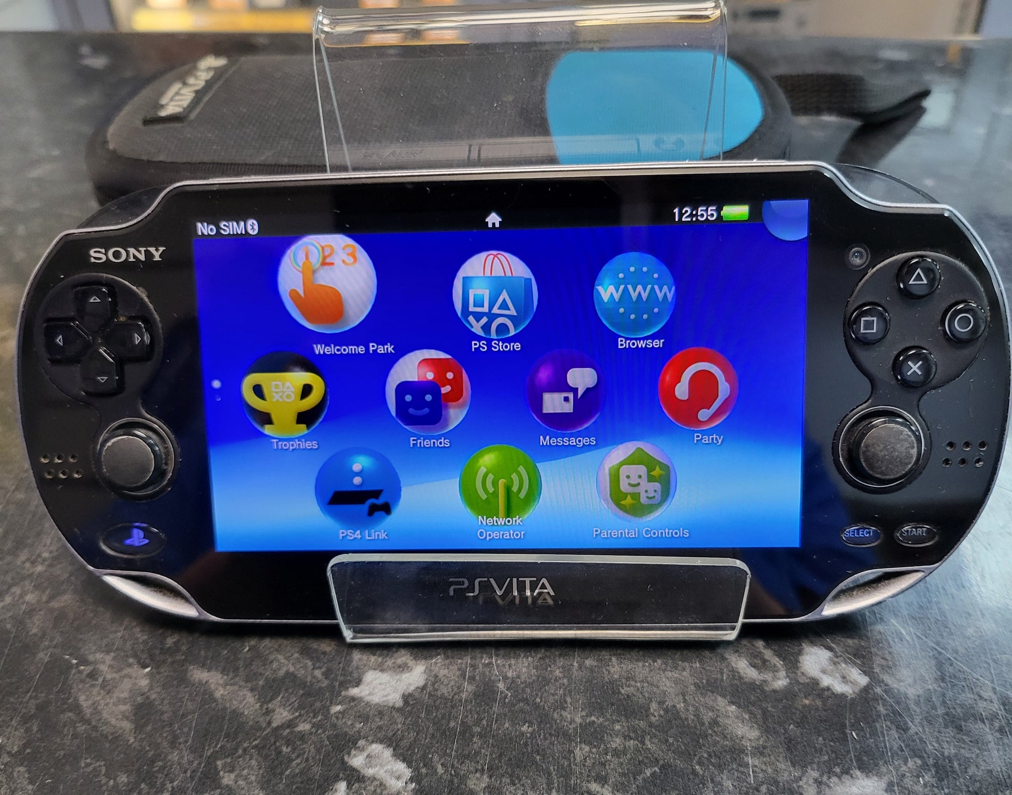 Sony Playstation Vita 3G Portable Game Console 12.7 cm (5") Touchscreen Wi-Fi Black