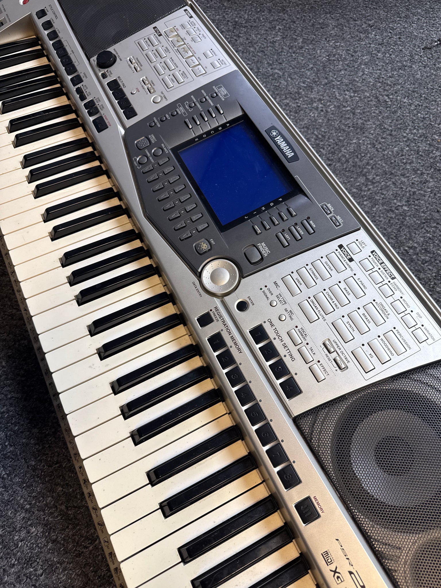 Yamaha PSR2000 Keyboard