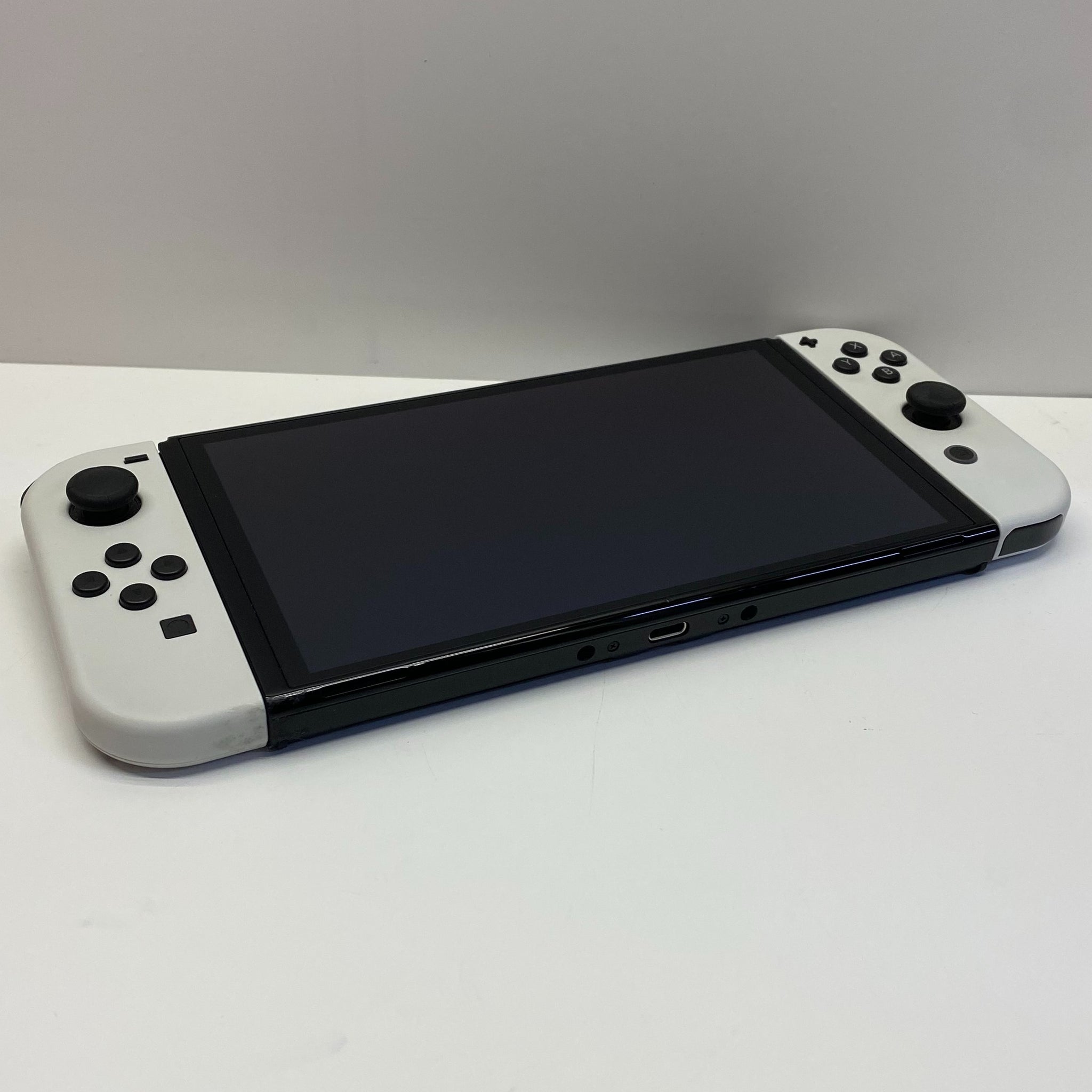 Nintendo Switch OLED Console 64GB in White Boxed