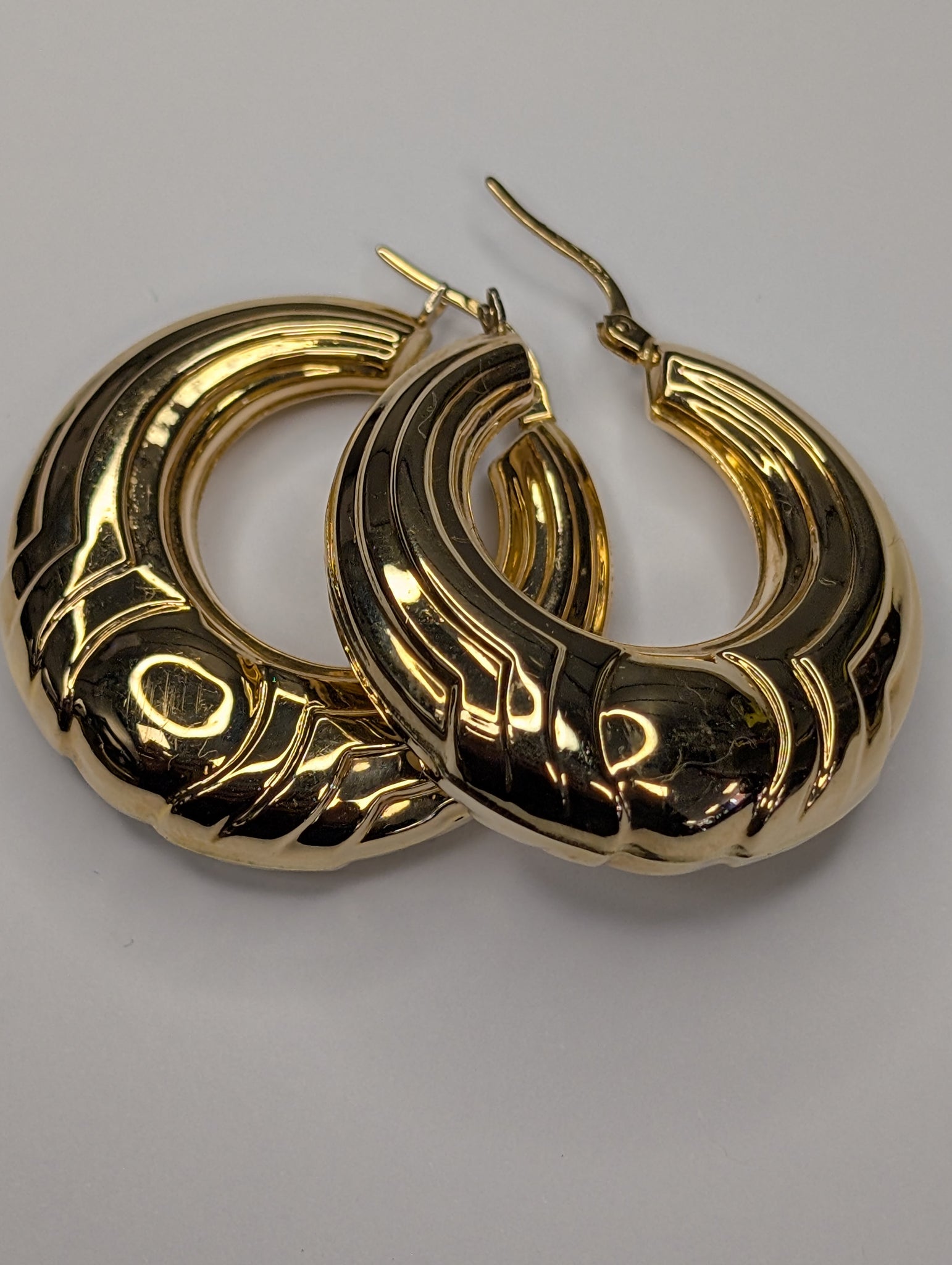9ct gold bold hoop earrings