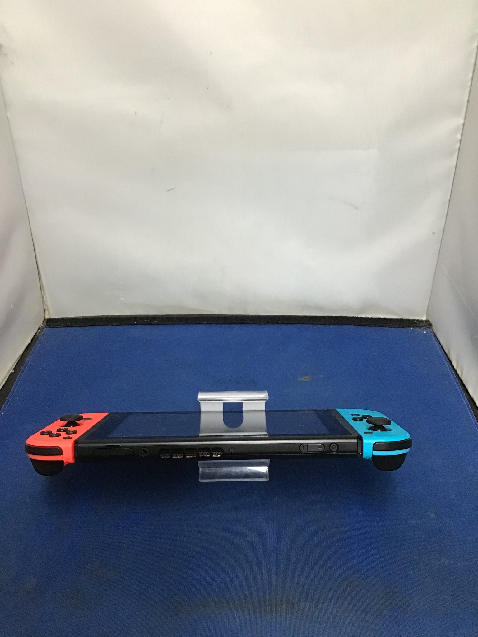 Nintendo Switch Original + Switch Game