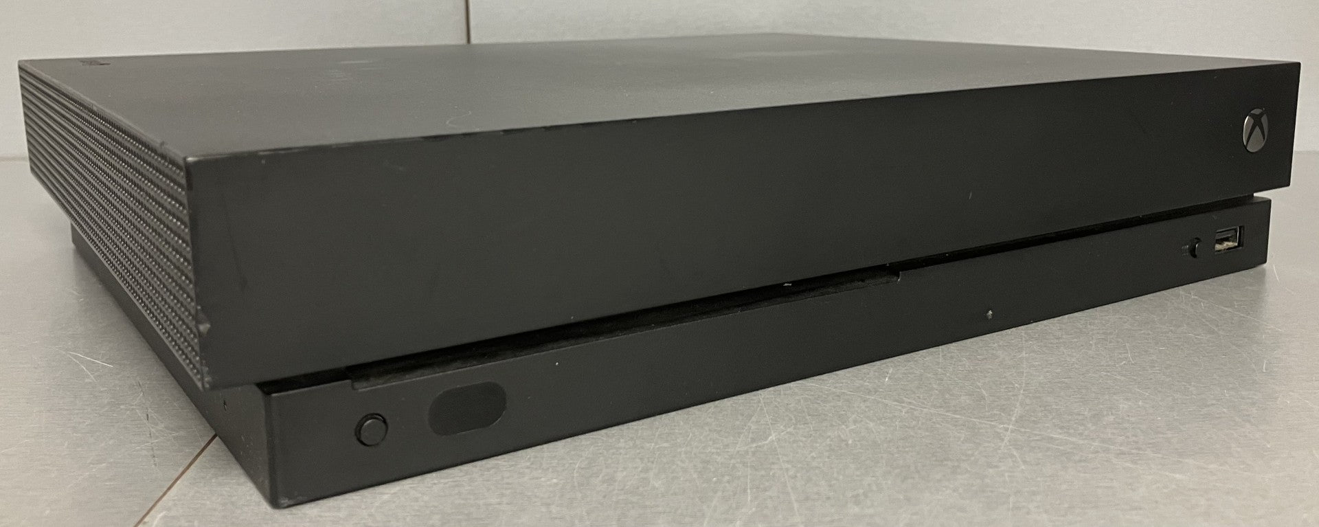 Microsoft Xbox One X Black 1TB Console Bundle ( + Star Wars Jedi Fallen Order )