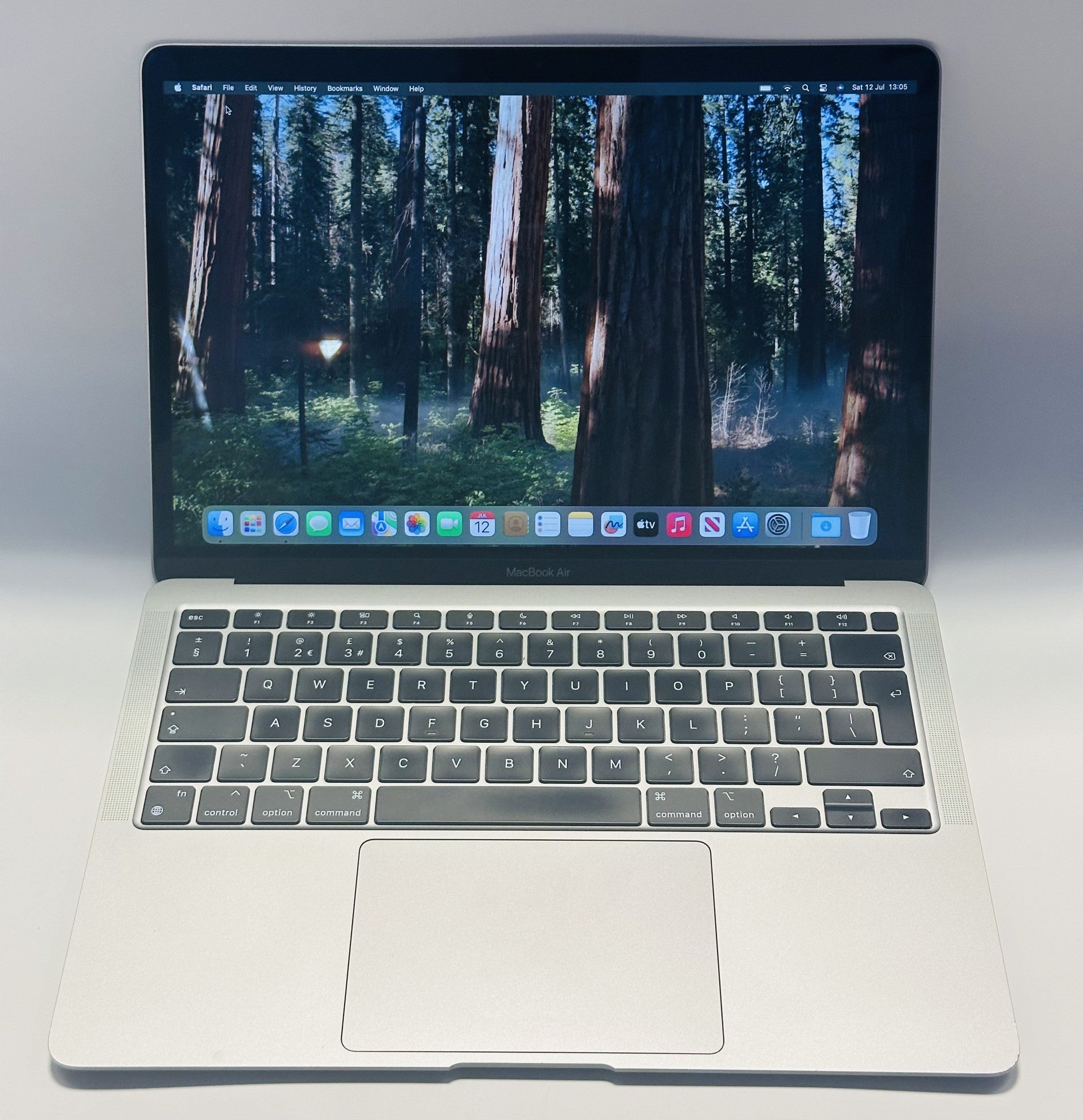 Apple Macbook Air M1 8gb Ram 256gb SSD - Silver