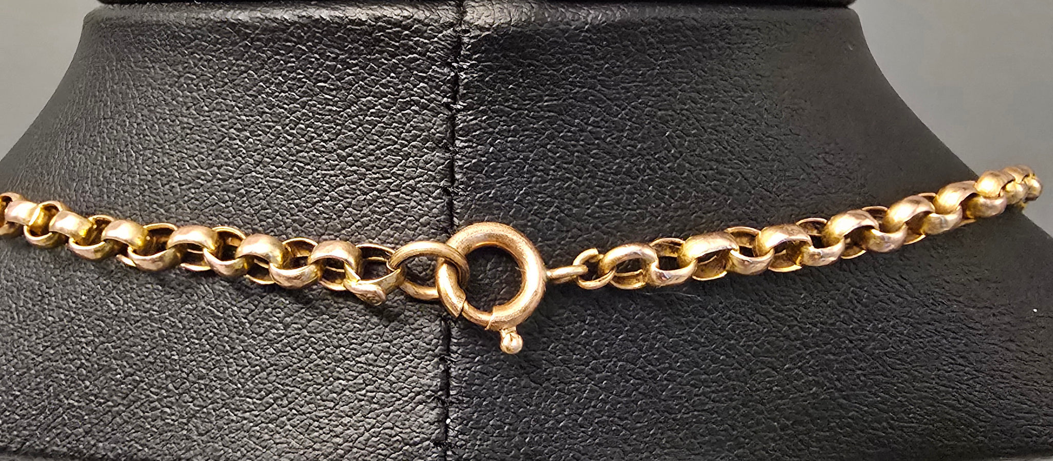 Gold Necklace 375 9ct 10.1G 20'' in Length