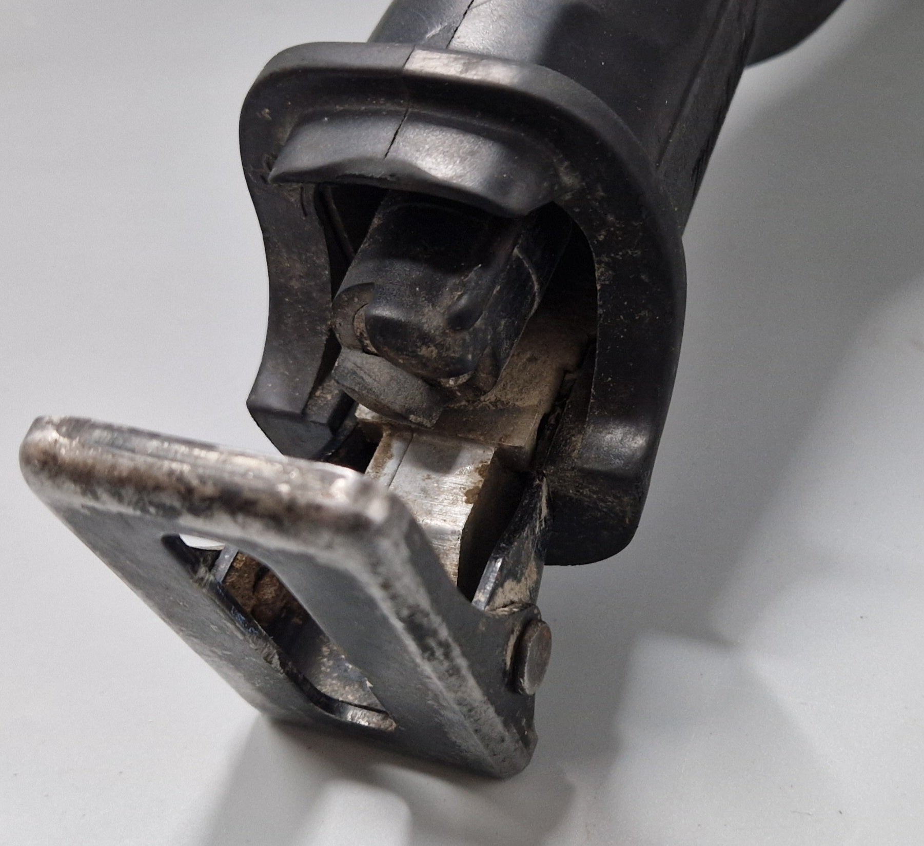 Makita DJR186 18v Reciprocating Saw with 5.0Ah Battery