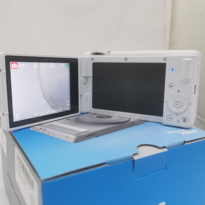 AC18 4K ULTRA HD 72MP Digital VIDEO Camera - LIKE NEW - SEAL OPENED IN STORE