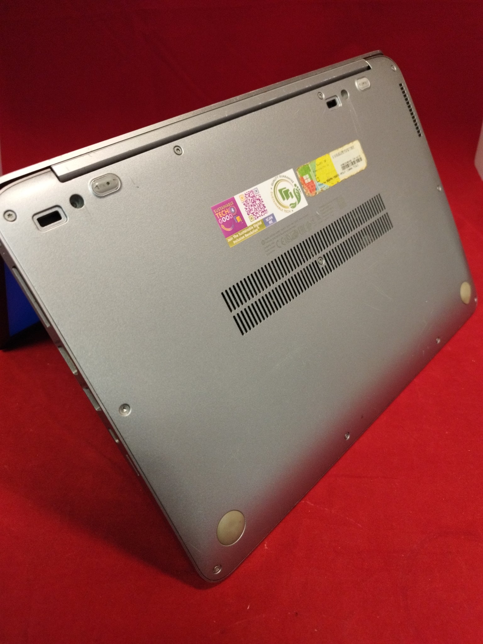 Hp Elitebook Folio 1040 G3 I5-6300u 2.40ghz 8gb 128GB SSD