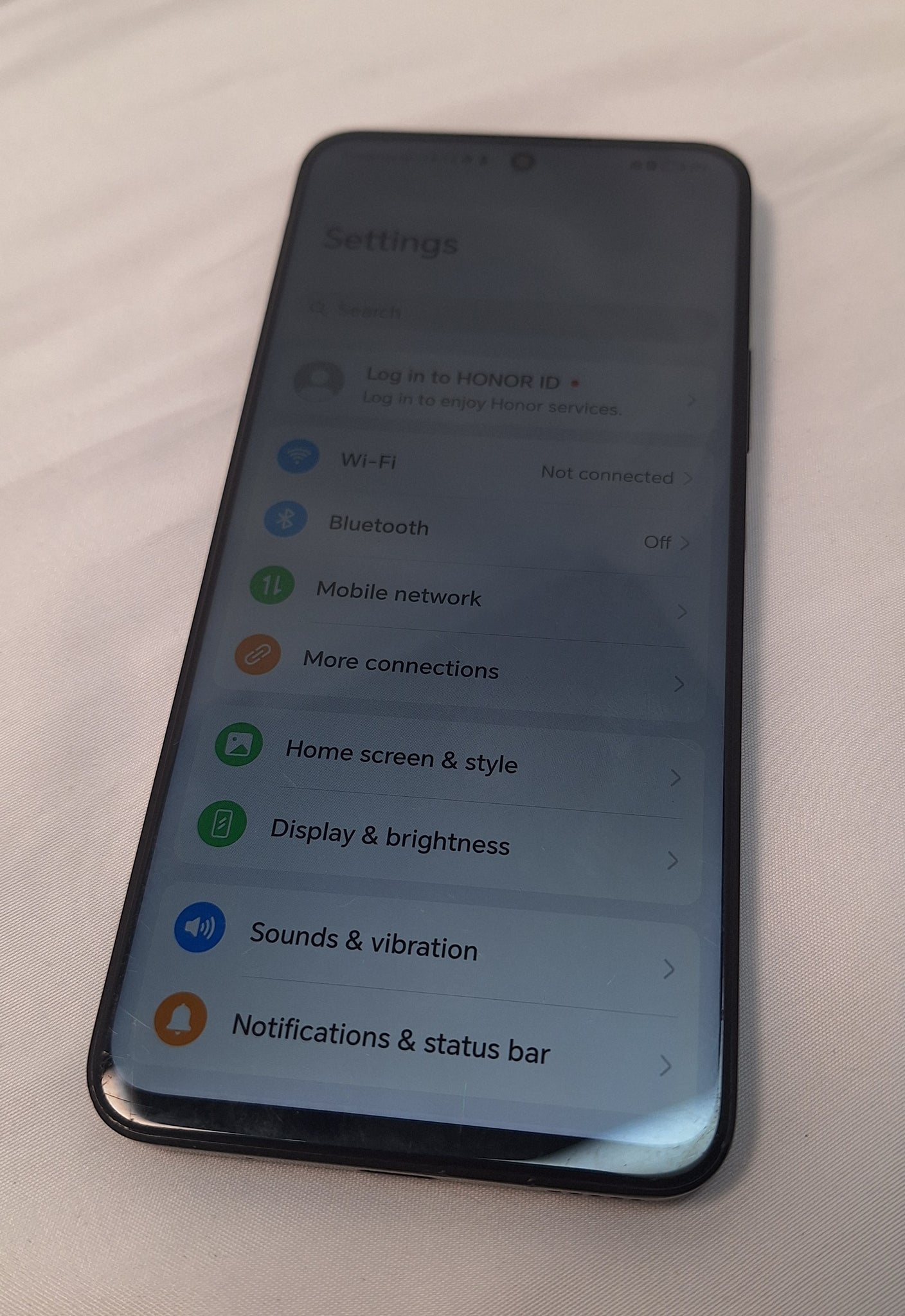 Honor 90 Lite 256GB black smartphone unlocked unboxed (slight scratching to screen and camera lens)