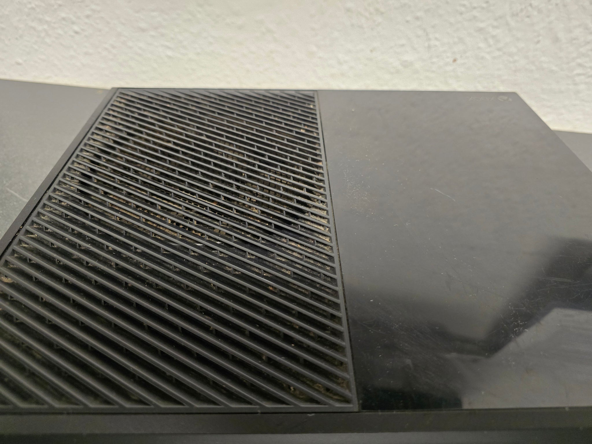X BOX ONE NO CONTROLLER