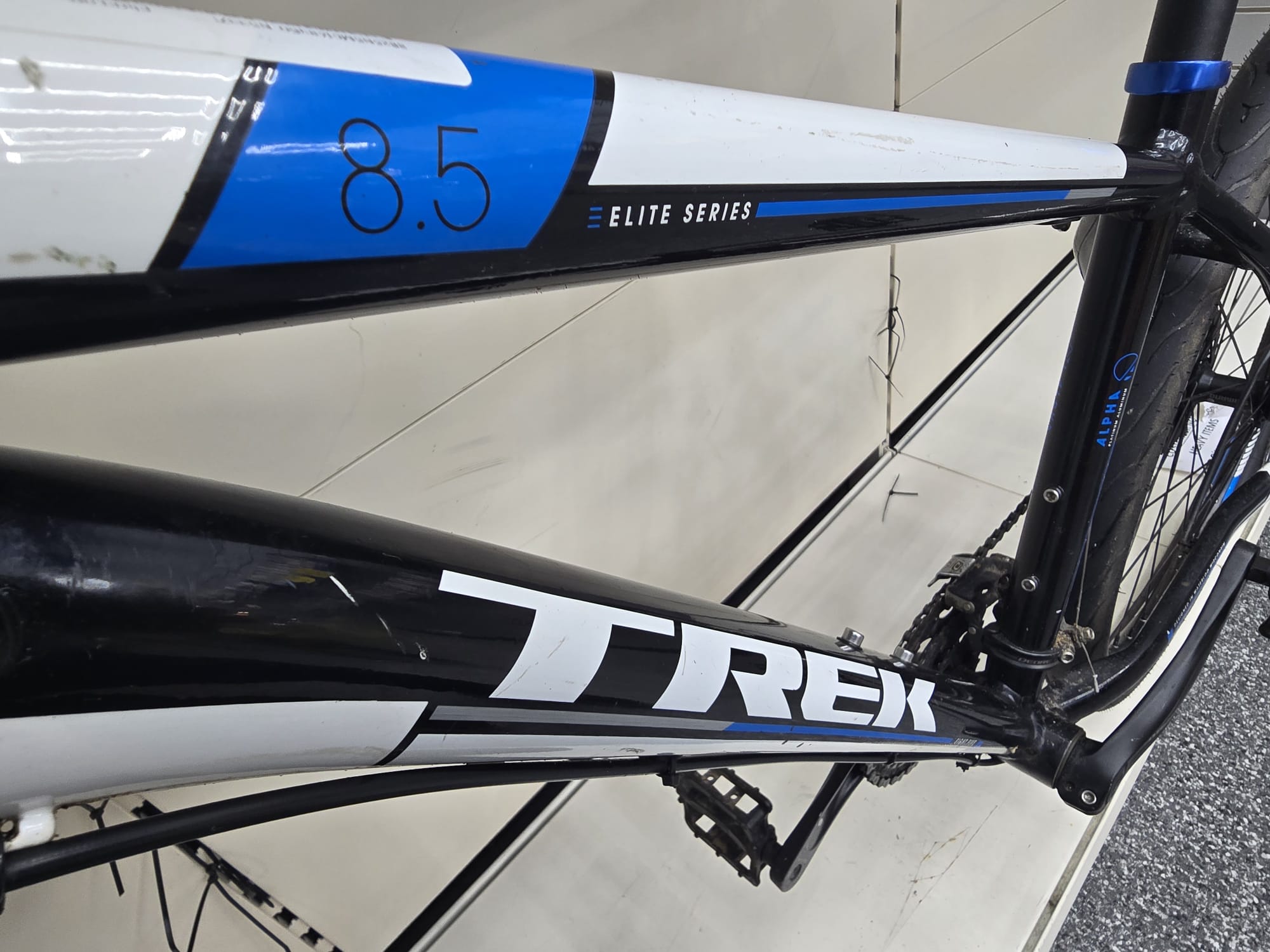 TREK Alpha 8.5 Elite Series