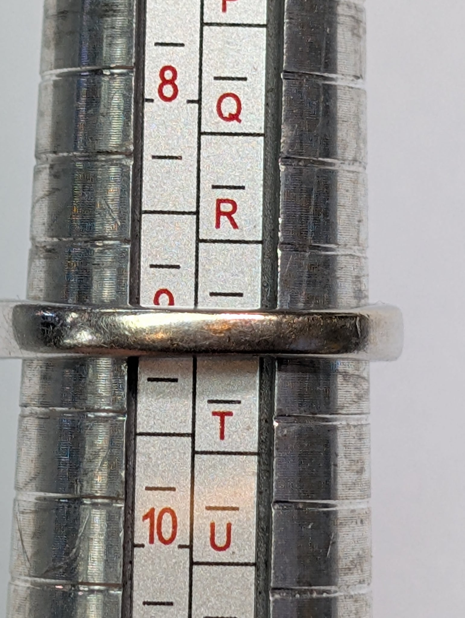 14ct White Gold Ring  - Size S