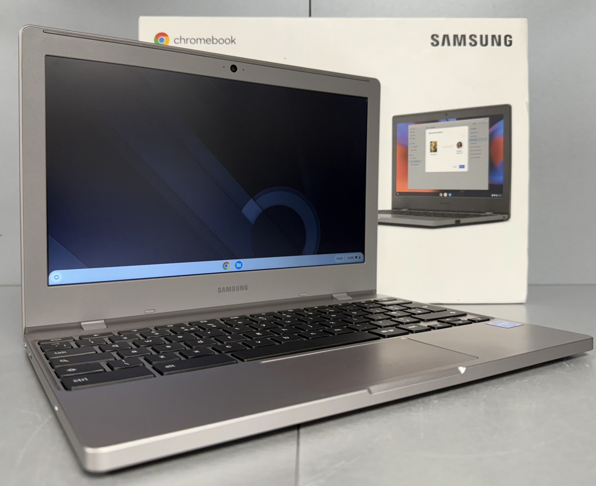 Samsung Chromebook 4 Laptop 64GB Model XE310XBA ** Boxed **