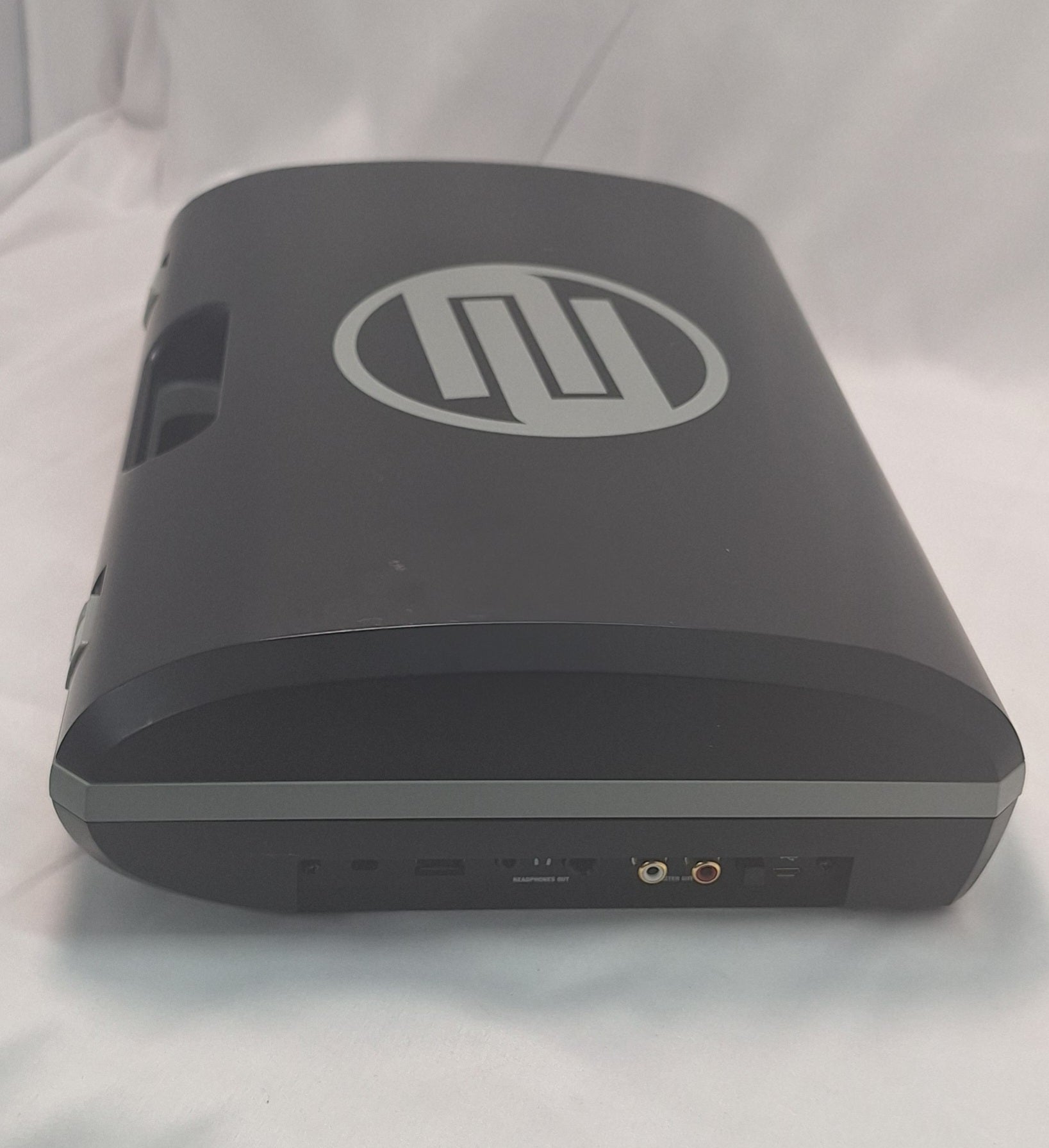 Reloop Spin Portable Turntable in foldable carry case