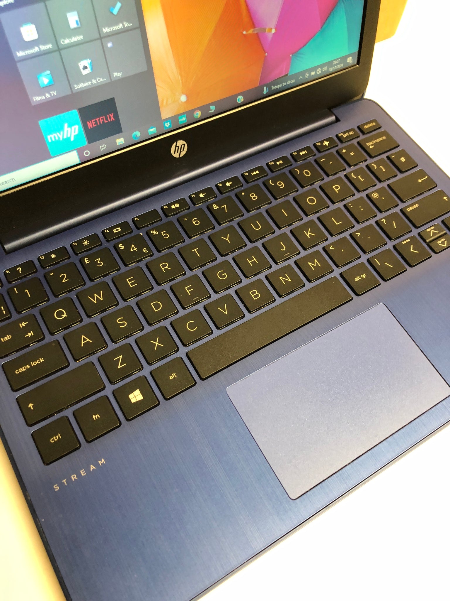 HP Stream 11.6" Intel Celeron, 2GB Ram, 32GB Storage Windows 10