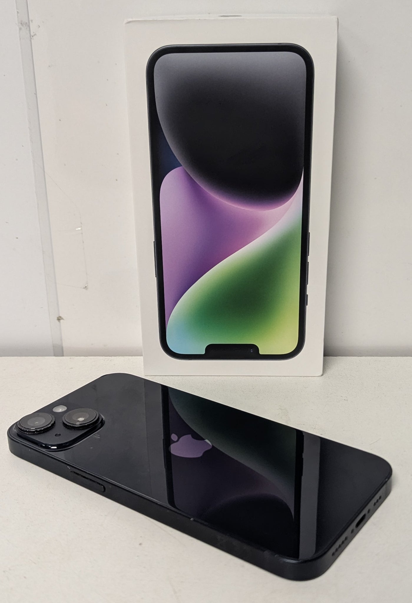 Apple iPhone 14 128gb 90% Battery health