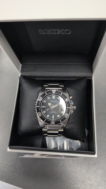 Seiko Kinetic 200m Divers watch