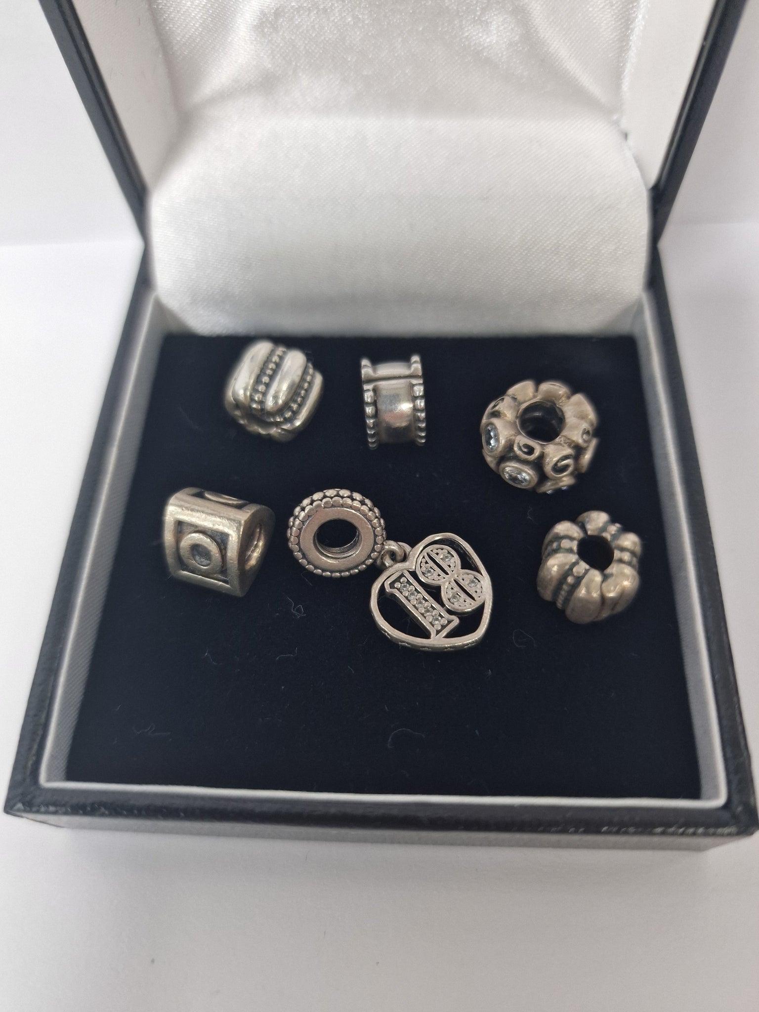 Silver 925 HAPPY 18th BIRTHDAY 6 Charm Bundle ALE